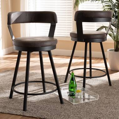 Kinsley swivel counter outlet stool